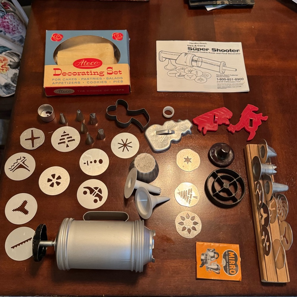 Vintage cookie cutting kit and cookie cutters